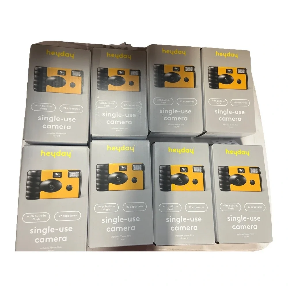 x8 Heyday Single-Use Disposable Camera Built-in Flash 27 Expos 35mm Film Wedding